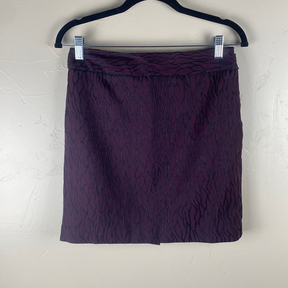 Ann Taylor Mini Skirt size 2P Purple and Black